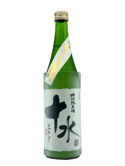Oyama special pure rice Tosui light cloudy unfiltered sake 